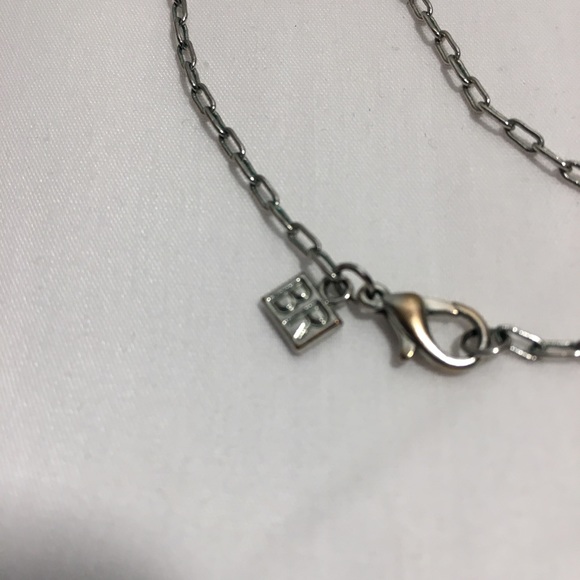 Banana Republic Faceted Glass Silvertone Necklace - Picture 3 of 5